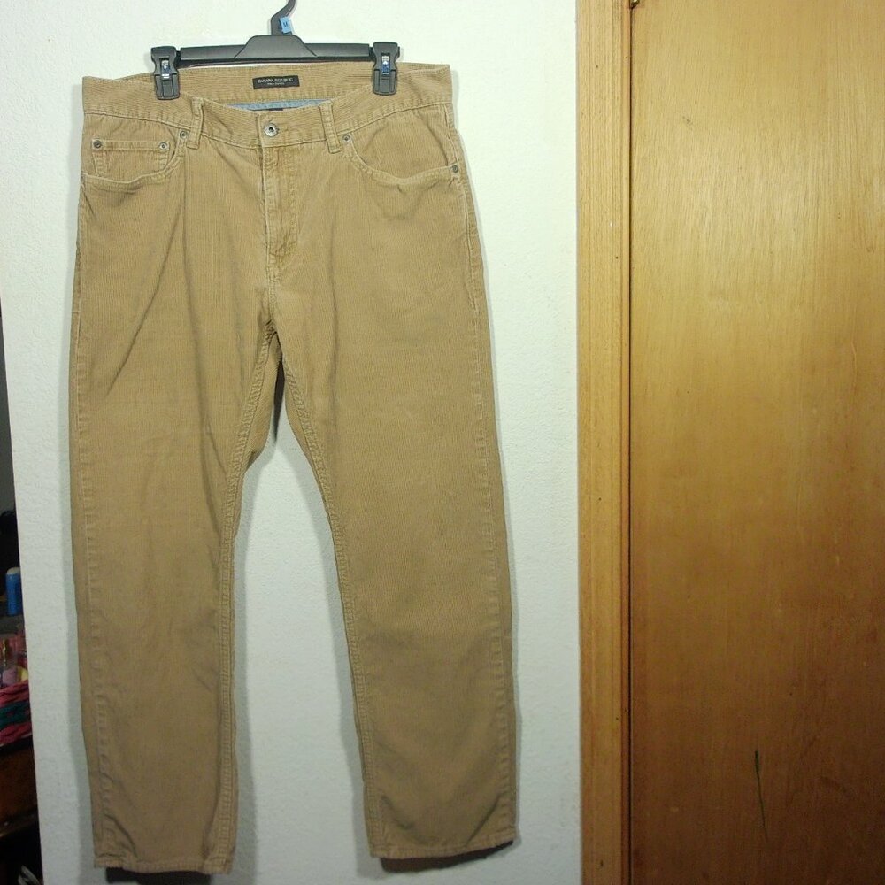 Banana Republic Straight Leg Corduroy Men's 35x30 Beige 5-Pocket Pima Cotton